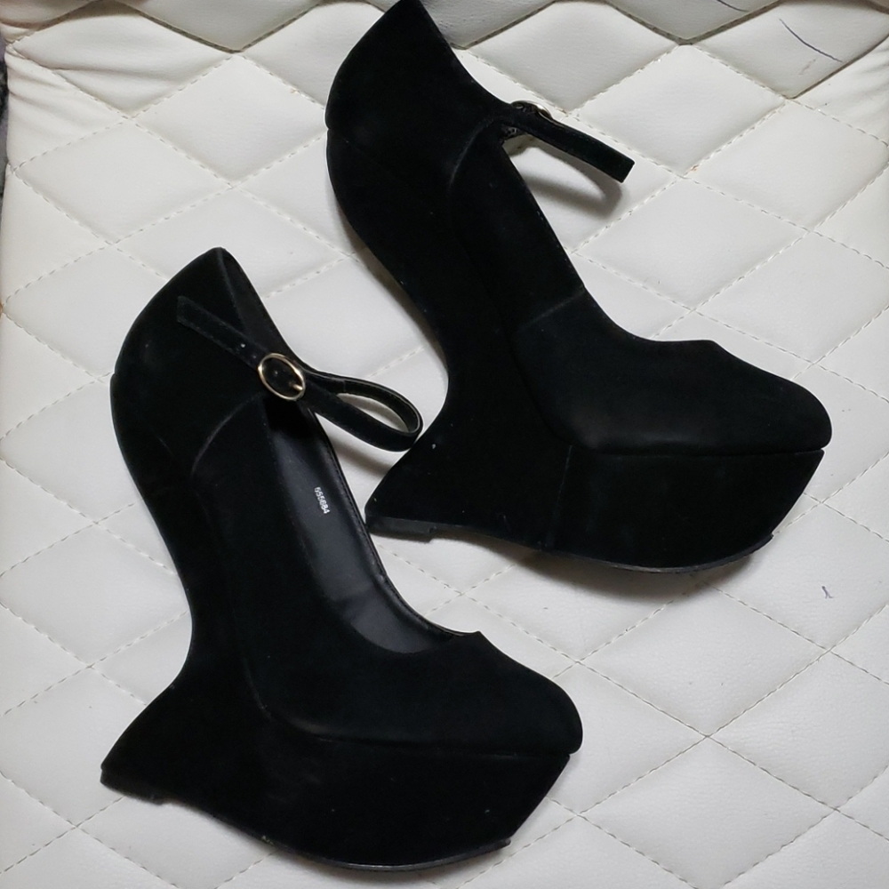 Funky heels - Picture 3 of 5